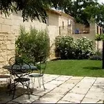 Mas Guiraud, Le Coquet Bed & Breakfast Beaucaire (Gard)