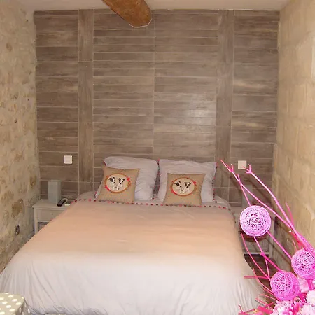 Oda ve Kahvaltı Mas Guiraud, Le Coquet 3*
